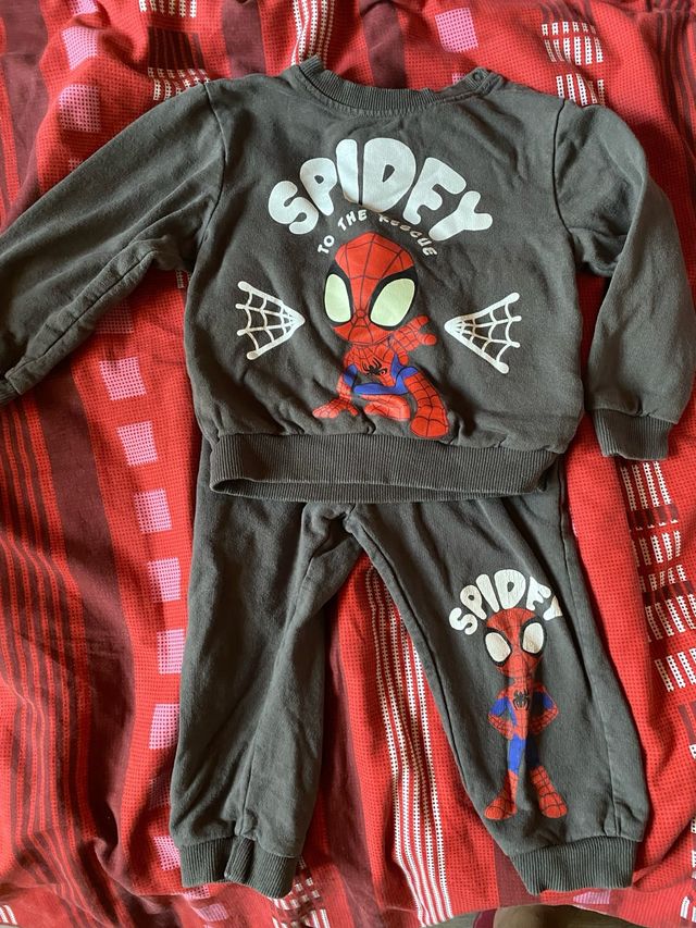Set Felpa e pantaloni Marvel Spiderman 92cm