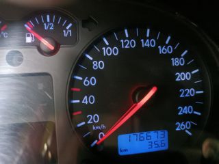 Volkswagen Golf 2000