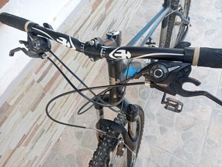 Bicicleta de montaña Over prácticamente nueva