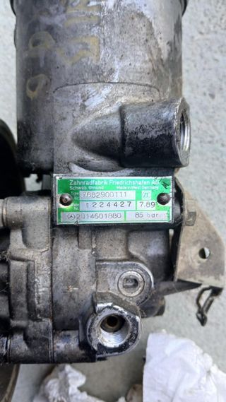 Bomba dirección Mercedes W201 W124