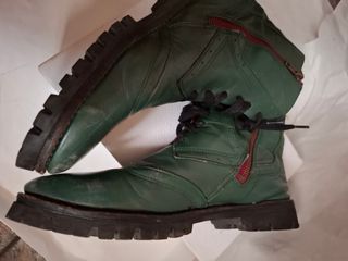 Botas de cuero Vibram verdes