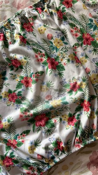 Blusa flores Inside