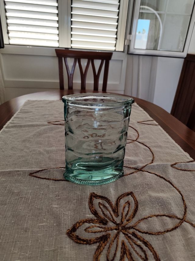 Florero/Jarrón Vidrio grueso Ovalado.