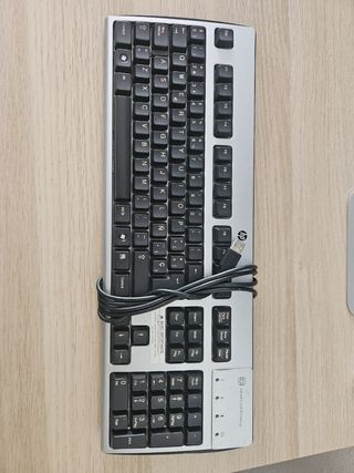 Teclado HP Plateado y Negro