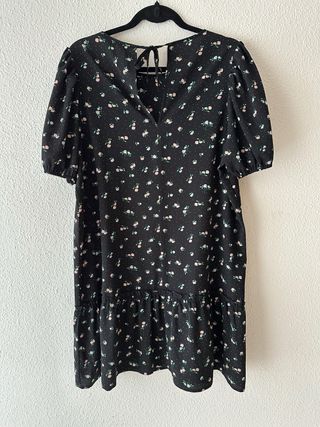 Vestido H&M floral negro 