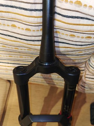 Horquilla Rock Shox Domain R NUEVA