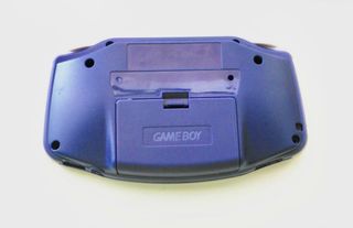 Nintendo Game Boy Advance Morado (purple).
