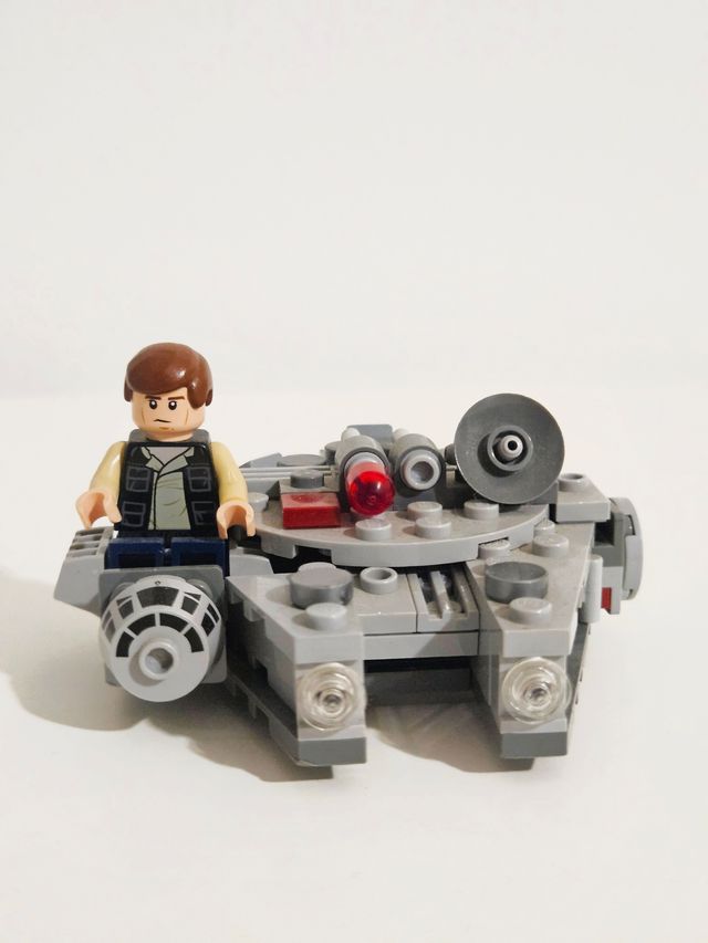 LEGO Star Wars Millennium Falcon 75030