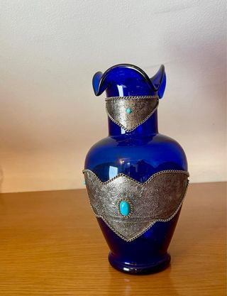 Jarrón Vintage Azul con Incrustaciones Plateadas