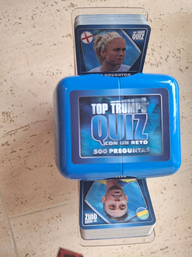 Juego Cartas Top Trumps Quiz Fútbol Mundial