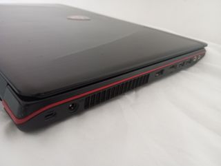 MSI MS-16GF SDD PORTÁTIL 17 PULGADAS 