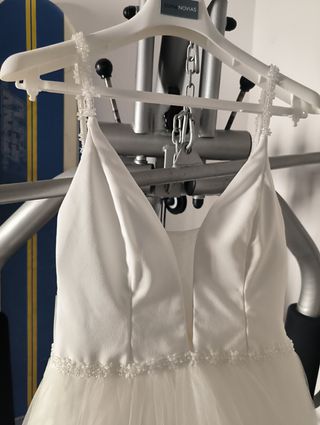 Vestido de Novia Blanco de la marca Luna novias
