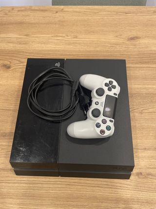 PS4 (Playstation 4) con controller