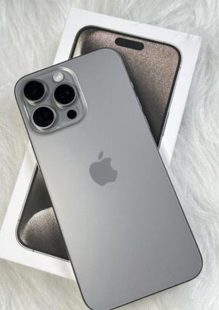 iPhone 15 Pro Titanio Naturale 256Gb