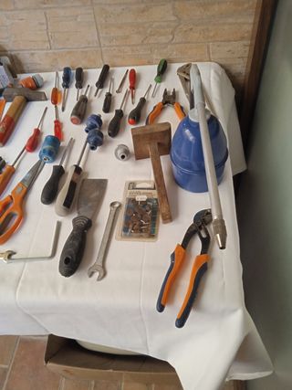 Dremel y herramientas varias