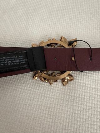 Cinturón Negro Hebilla Flores