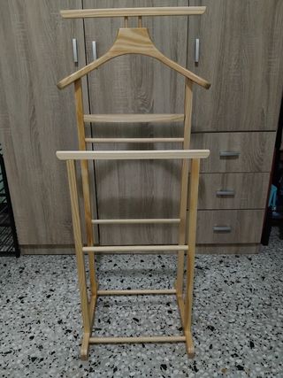 Galán de noche de madera