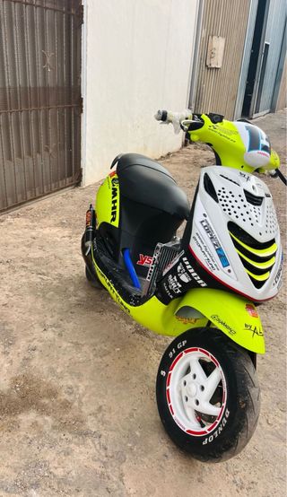 Piaggio Zip SP Kat