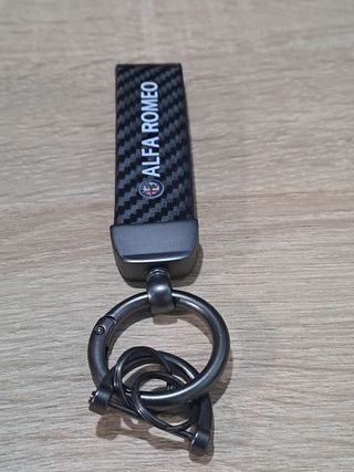 Llavero Alfa Romeo Carbono
