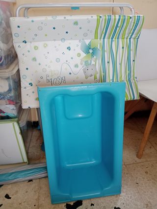 Cambiador bebé con bañera