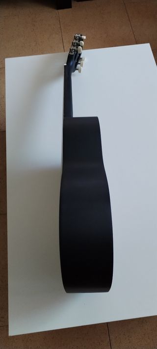 Guitarra española clásica flamenca 

