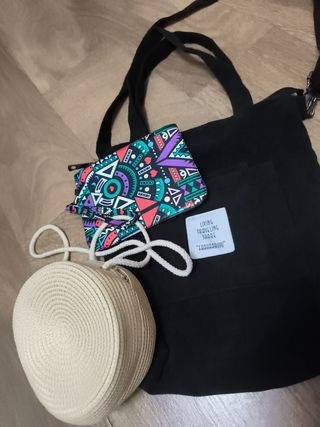 Pack de diferentes bolsos.