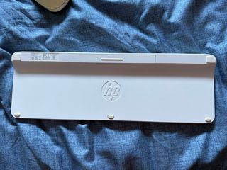 Ordenador HP Dorado y Blanco como nuevo !!