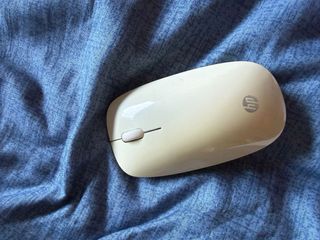 Ordenador HP Dorado y Blanco como nuevo !!