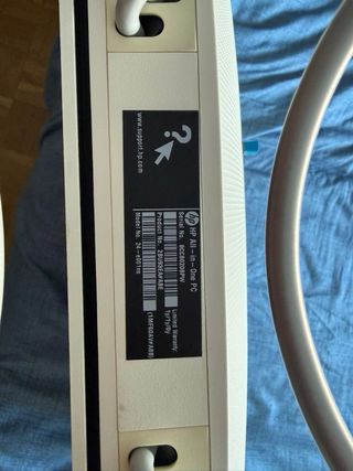 Ordenador HP Dorado y Blanco como nuevo !!