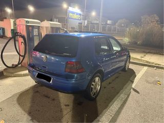 Volkswagen Golf 2001