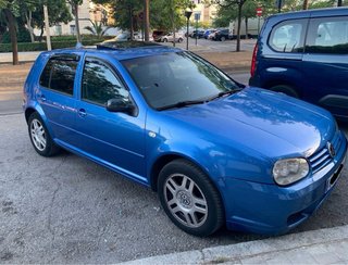Volkswagen Golf 4 muy cuidado