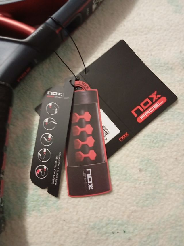 Pala Nox AT10 18K Agustín Tapia 2025