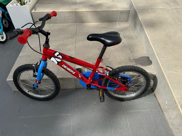 Bicicleta infantil DENBIKE roja y azul
