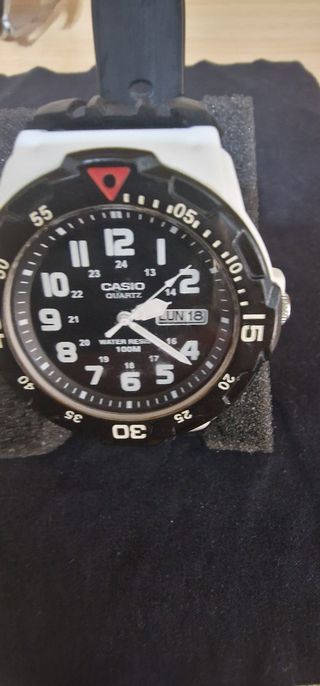 Casio MRW-200HC-7BV Reloj
