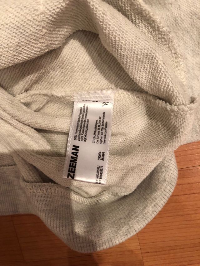 Sudadera gris Zeeman con capucha