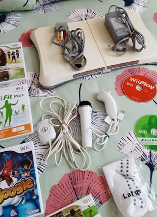 Nintendo Wii + Accesorios + Juegos