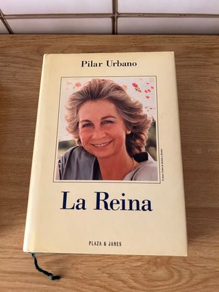 Libros: Un Rey Bajo el Sol y La Reina