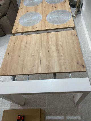 Mesa de comedor extensible de madera