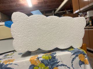 Numero 50 decorato con impronte zampa
