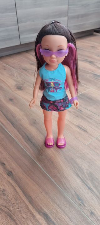 Nancy con Hoverboard,otra de regalo.Perfecto estad