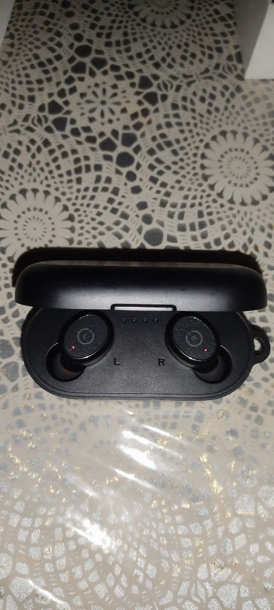 Audífono TOZO T10 Bluetooth Plata  quedan 2 unidas