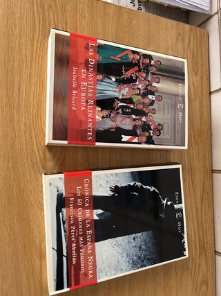 Lote 2 Libros: Dinastías y Crímenes