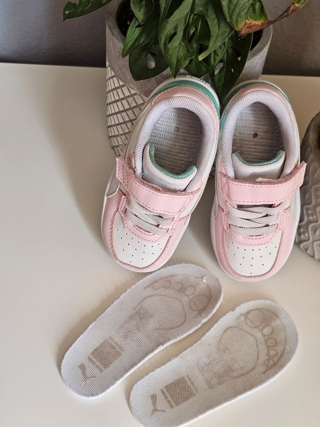 Zapatillas Puma Niña Talla 22