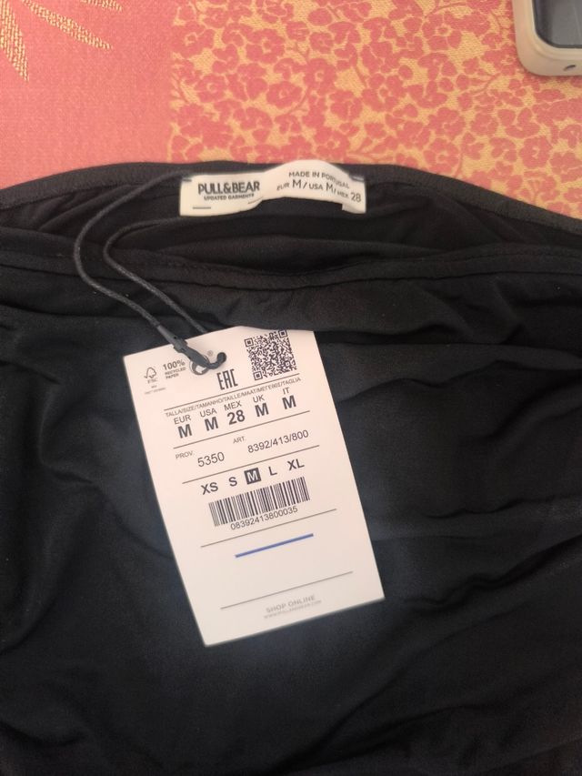 Vestido negro largo fruncido Pull and Bear