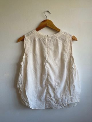 Blusa Mango Beige sin mangas