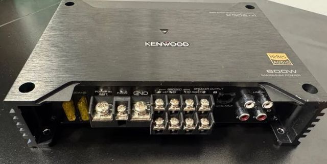 Amplificador Kenwood X302-4 Clase D 4 Canales