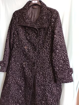 Abrigo vintage Creator Negro Estampado