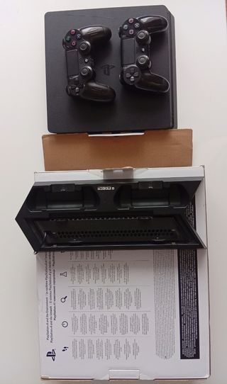 PS4 Slim Negra