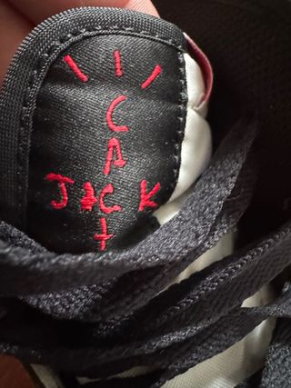 Jordan 1 Retro High OG SP Travis Scott Marrón