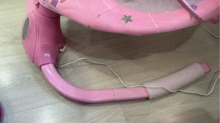 Mecedora eléctrica musical bebé rosa